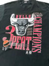 Chicago Bulls Vintage 3-Peat Tee