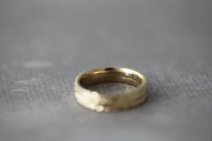 Image of 9ct gold 5mm flat court herringbone ring