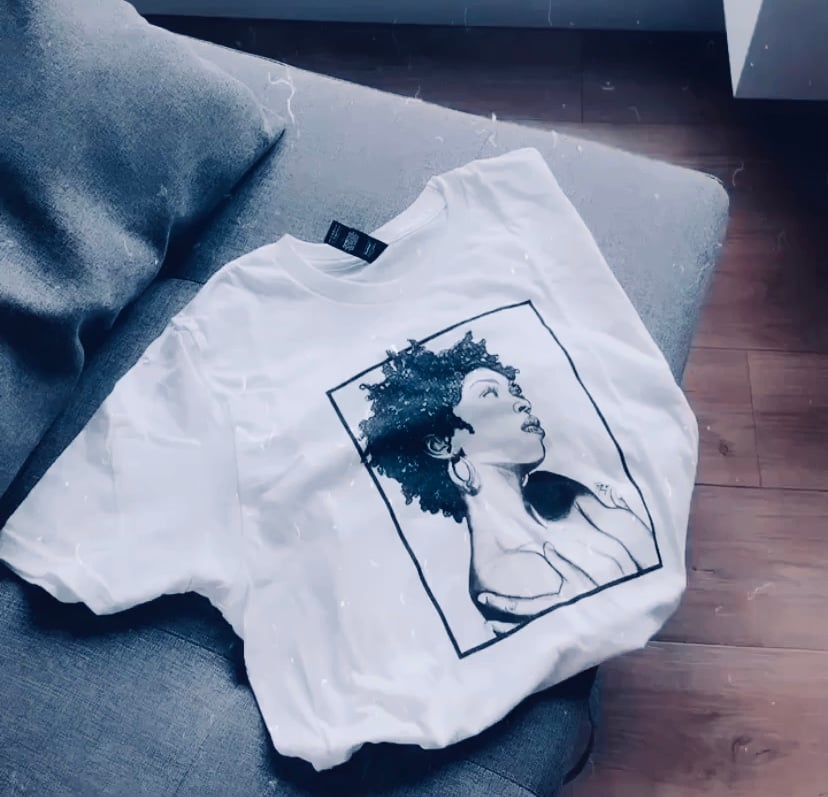 Ms. Lauryn Hill Tee / AimForTheHeART Ms. Lauryn Hill Tee / AimForTheHeART