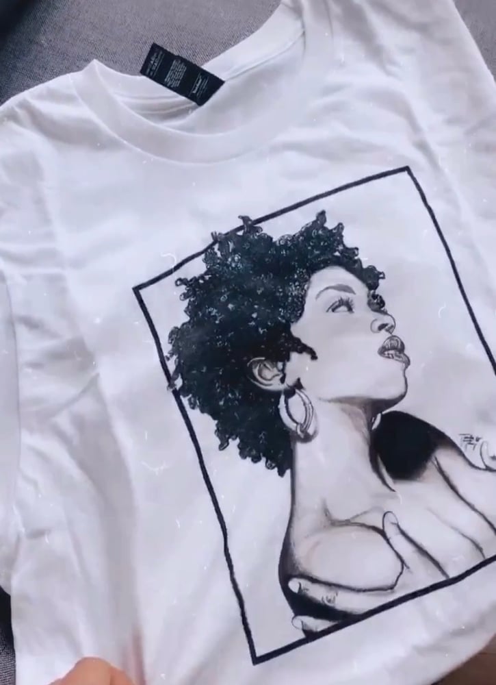 Ms. Lauryn Hill Tee / AimForTheHeART Ms. Lauryn Hill Tee / AimForTheHeART