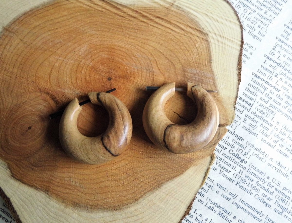 Stunning Olive Wood Hoops Earrings Womens