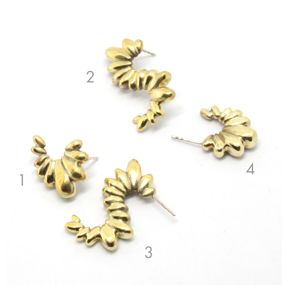 Image of CHUBBY CRAWLER EAR RINGS