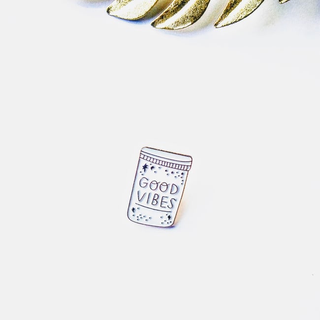 Good Vibes Pin ✨