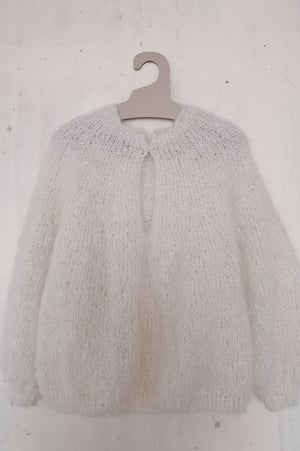 Image of -- PATRON : FROU-FROU SWEATER -- 