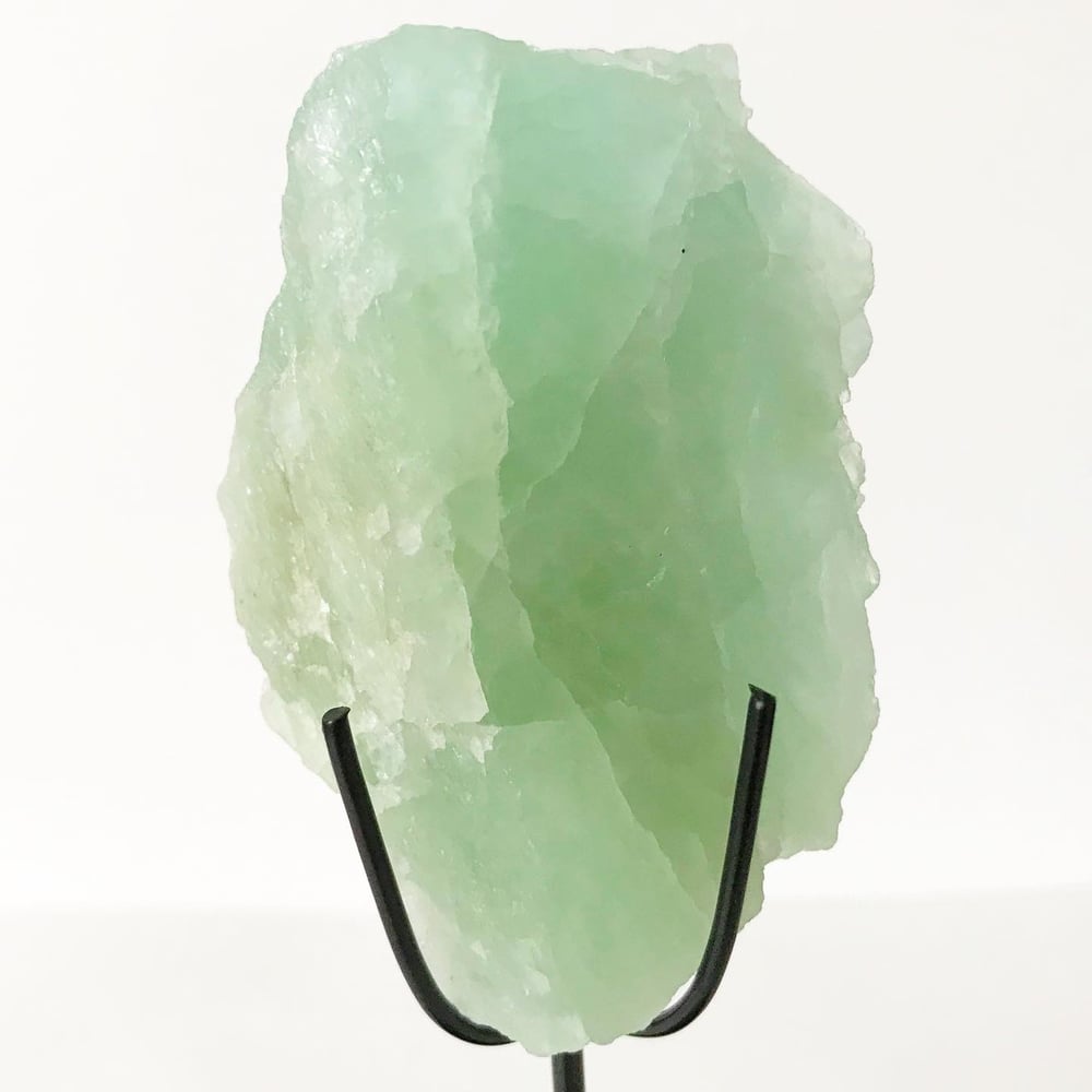 Image of Aquamarine no.40 + Matte Black Lucite Stand