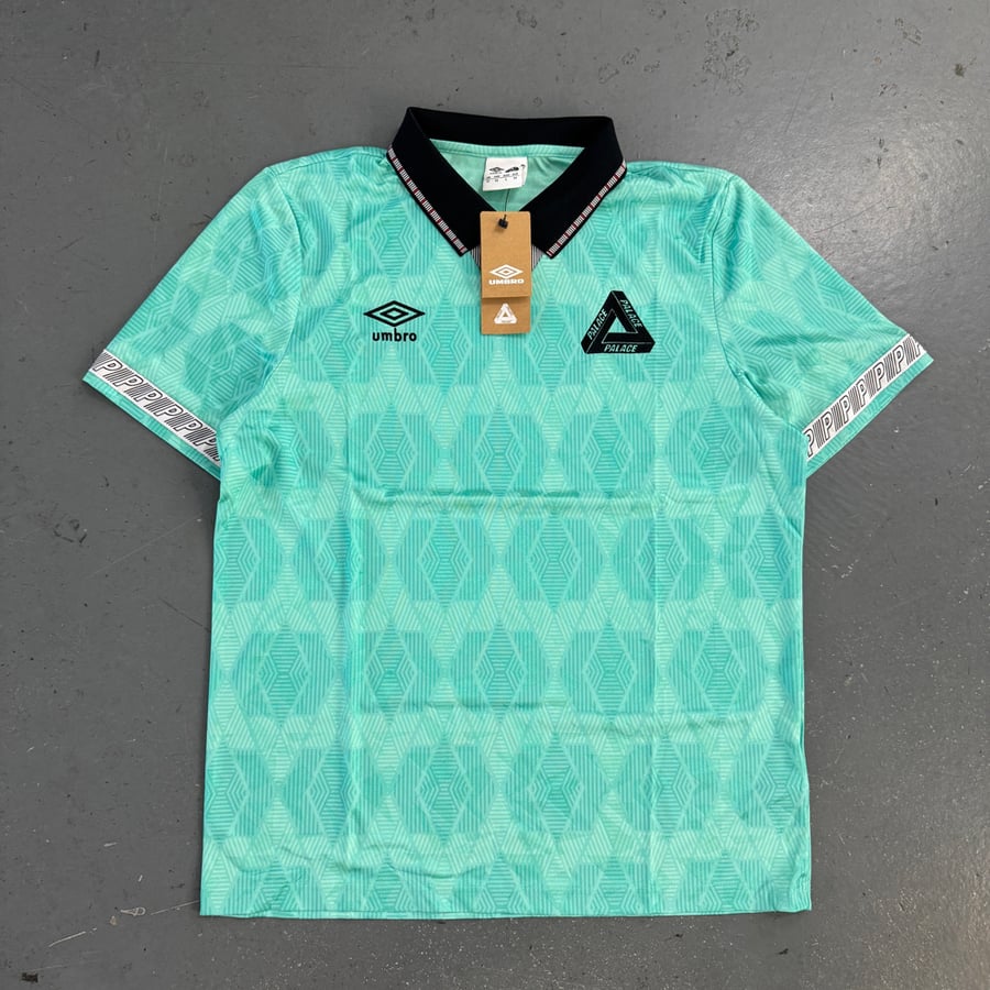 Image of BNWT AW 22 Palace x Umbro jersey, size medium 
