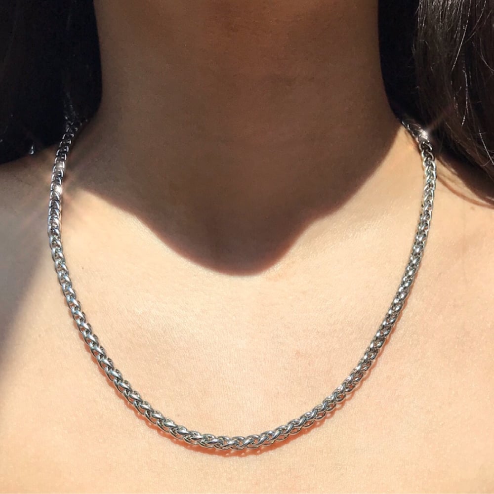 Image of Chunky silver chain 
