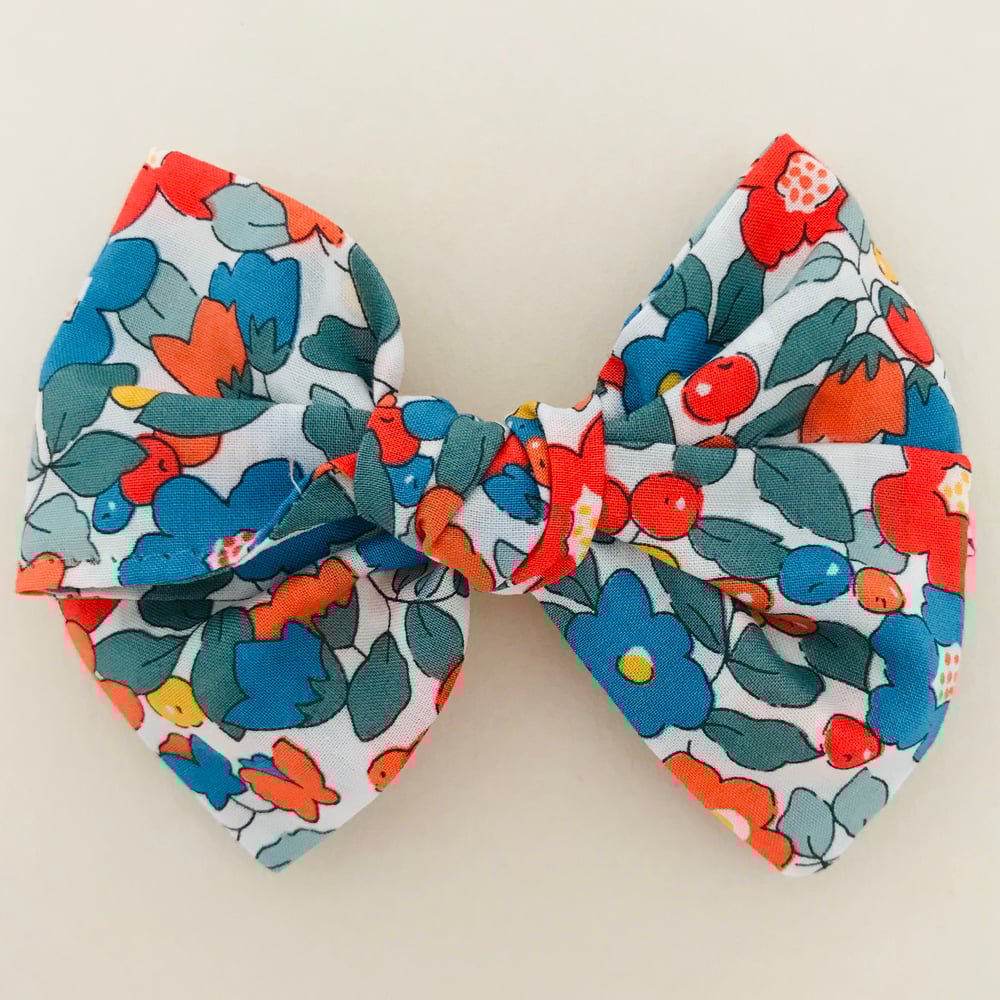 Image of Barrette & bloomer Liberty Betsy Berry orange & bleu