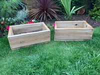 2 matching planters