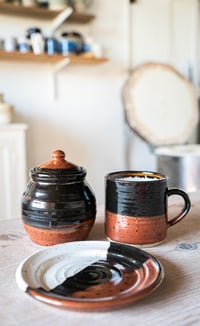 Image 2 of Robin glazed mug