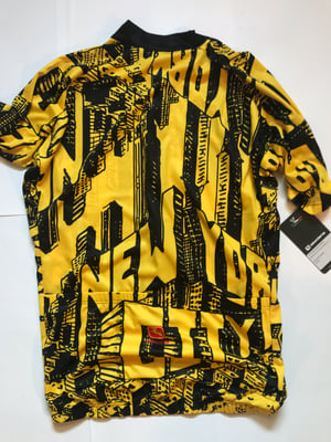 Image of Messenger 841 Pro x Greg Ugalde NYC Cycling Jersey with Global Flair Cap Burgundy