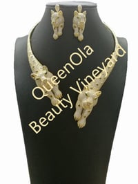 White Stoned 2 Tigers, Gold Set