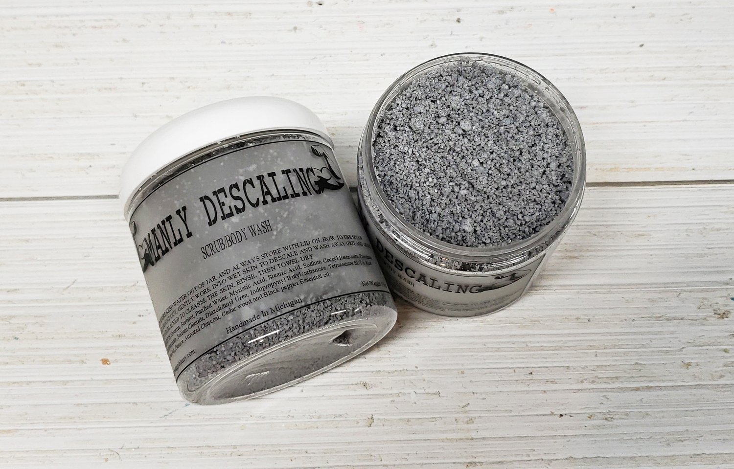 Image of MANLY DESCALING SALT SCRUB