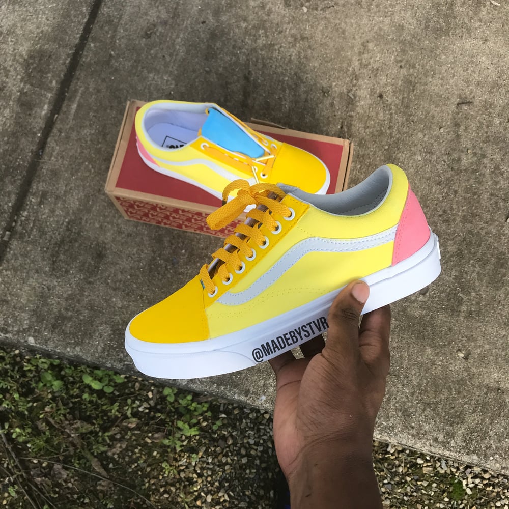 Vans Authentic “Yellow Fellow”