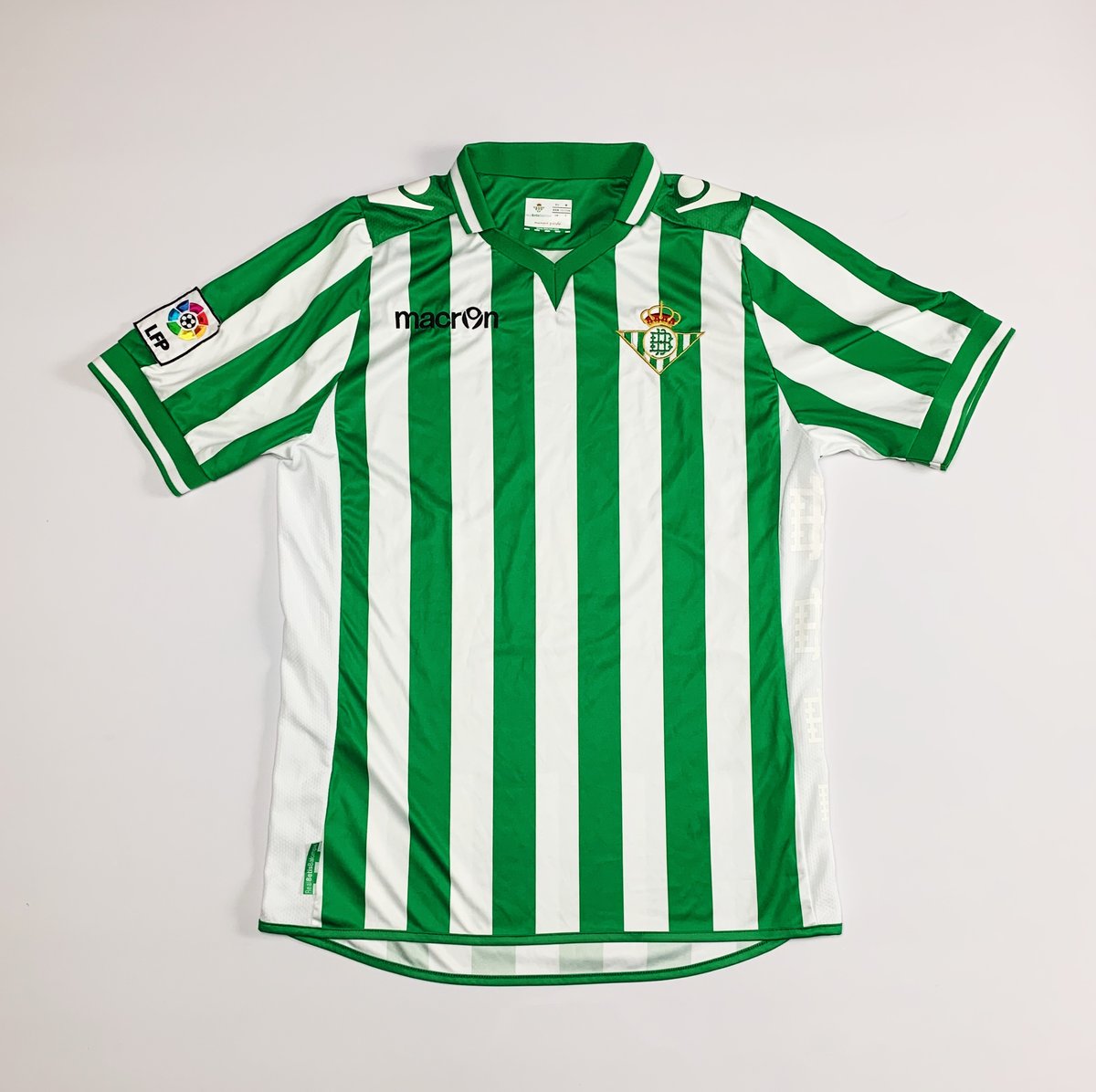 Real Betis Home Shirt 2013-14 *M | Shirt Shack Football