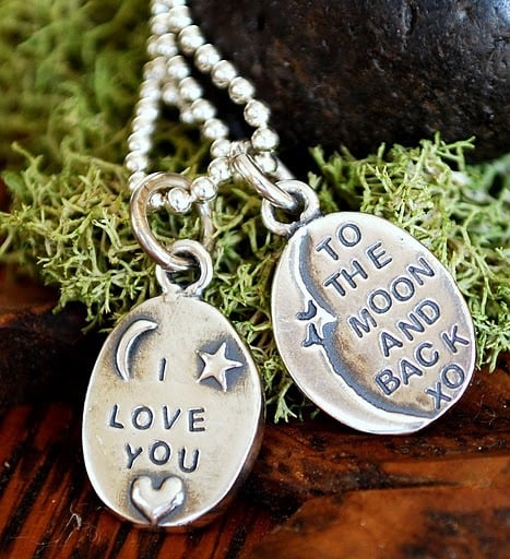 Amazon.com: Pendant Necklace - 'My Granddaughter, I Love You to the Moon  and Back' : Clothing, Shoes & Jewelry