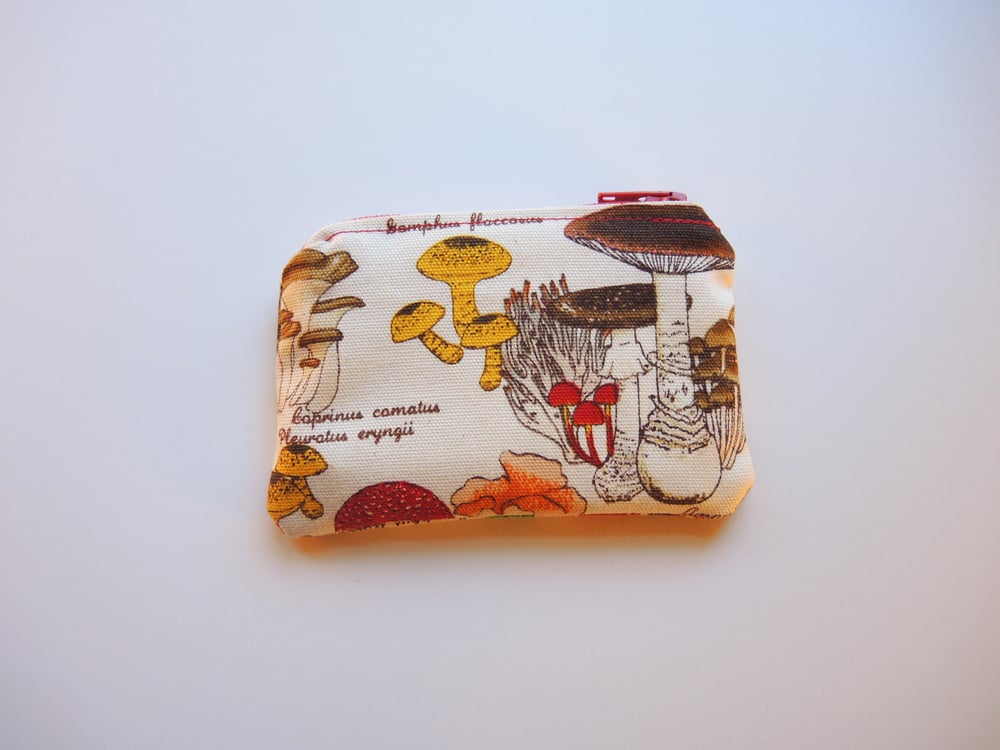 Mushroom Coin Pouch 2