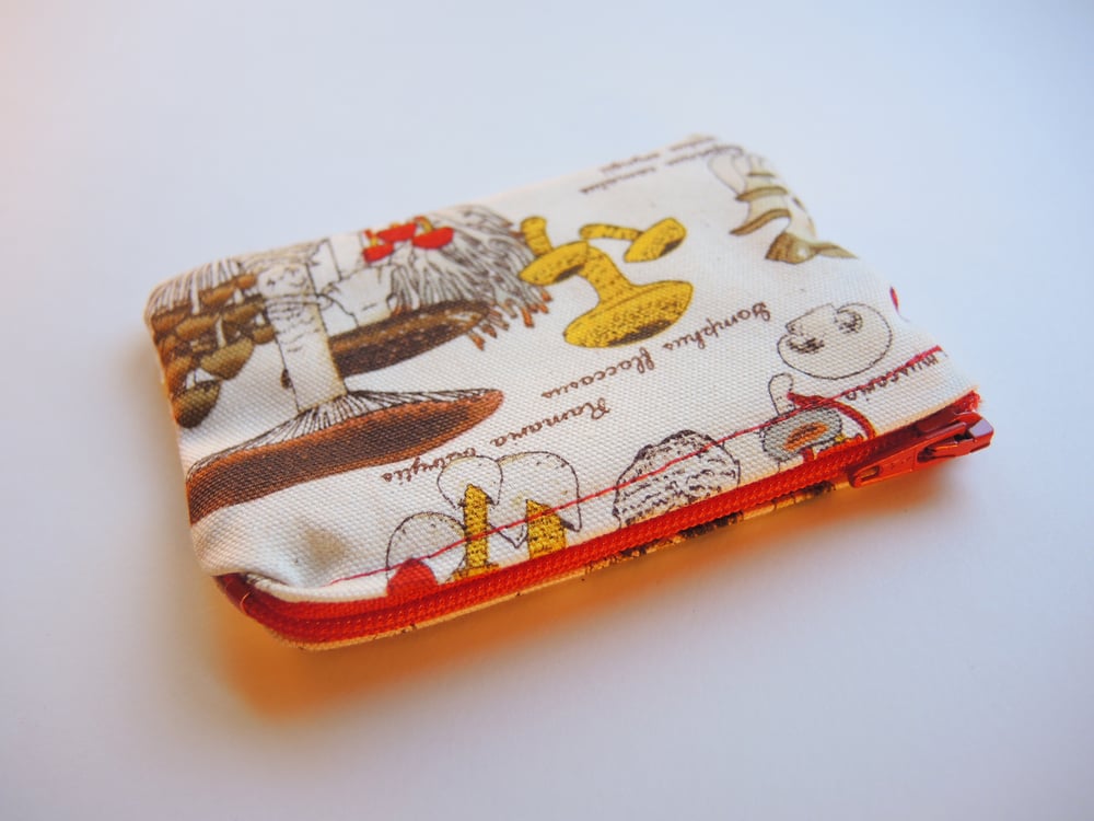 Mushroom Coin Pouch 3