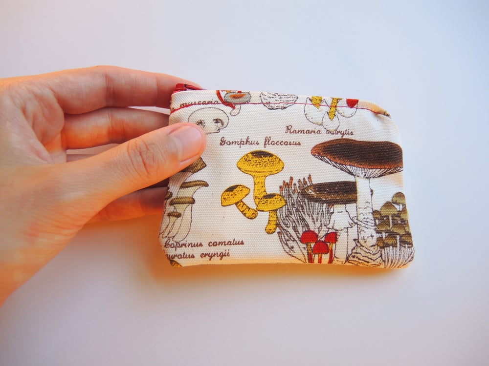 Mushroom Coin Pouch 3