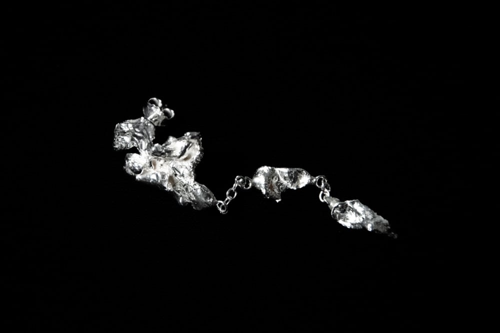 Image of Axis (long)