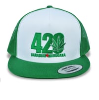  WHITE / KELLY GREEN  MESH 420 CANADIAN MARIJANA TRUCKER HAT. 