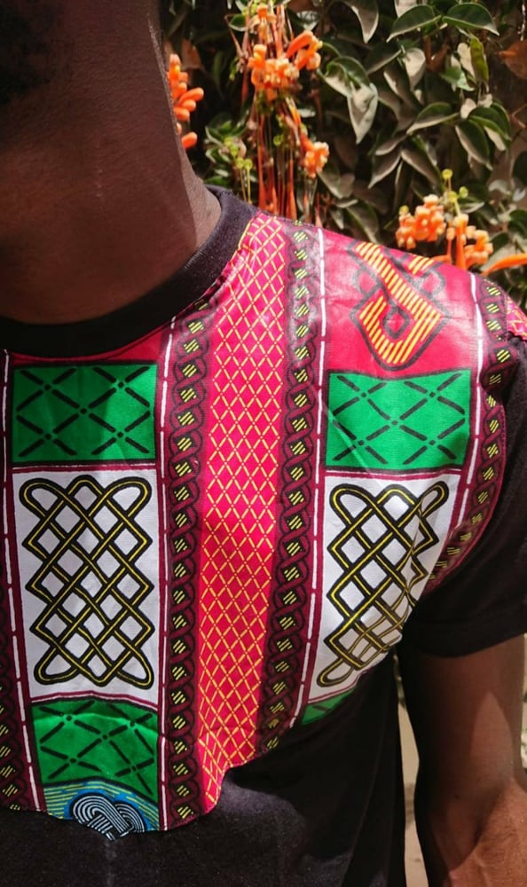 Image of Mens black African print tshirt
