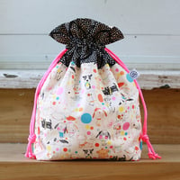 Image 4 of Lined Drawstring Bag Pattern (Paper Copy)