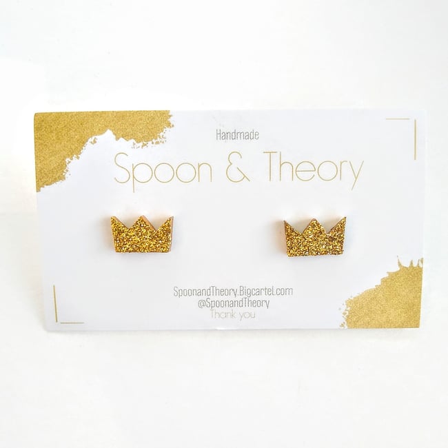 CRWND - Stud Earrings | Sparkling Gold 👑
