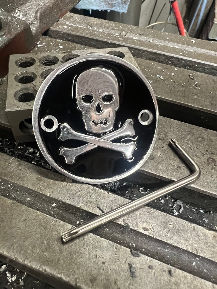 Image of Milwaukee 8 Pirate Points Civer