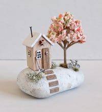 Image 1 of House on the Hill 