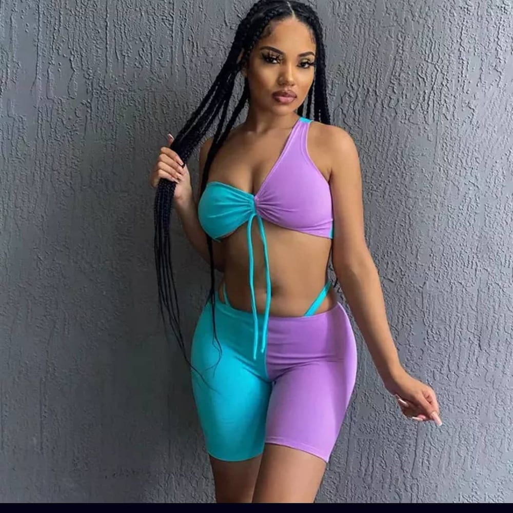 Image of Pretty girl set