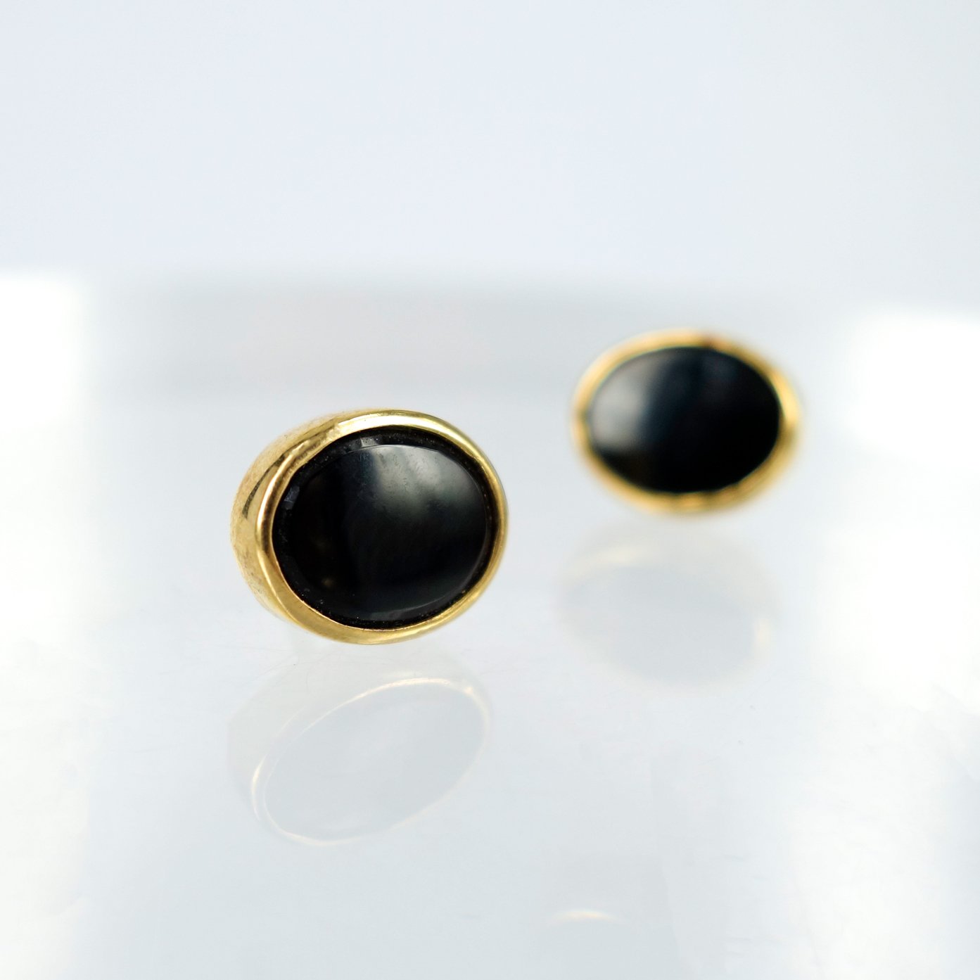 oval onyx earrings