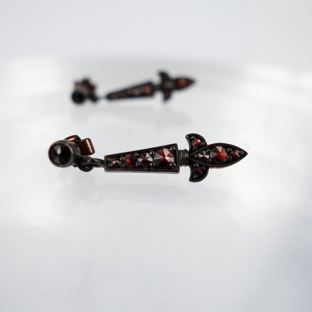 Image of Czech garnet earrings 