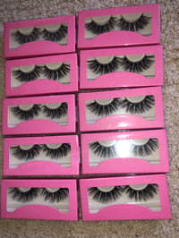 1111 Lash Studio Wholesale