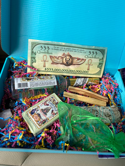 Image of Manifest Box 