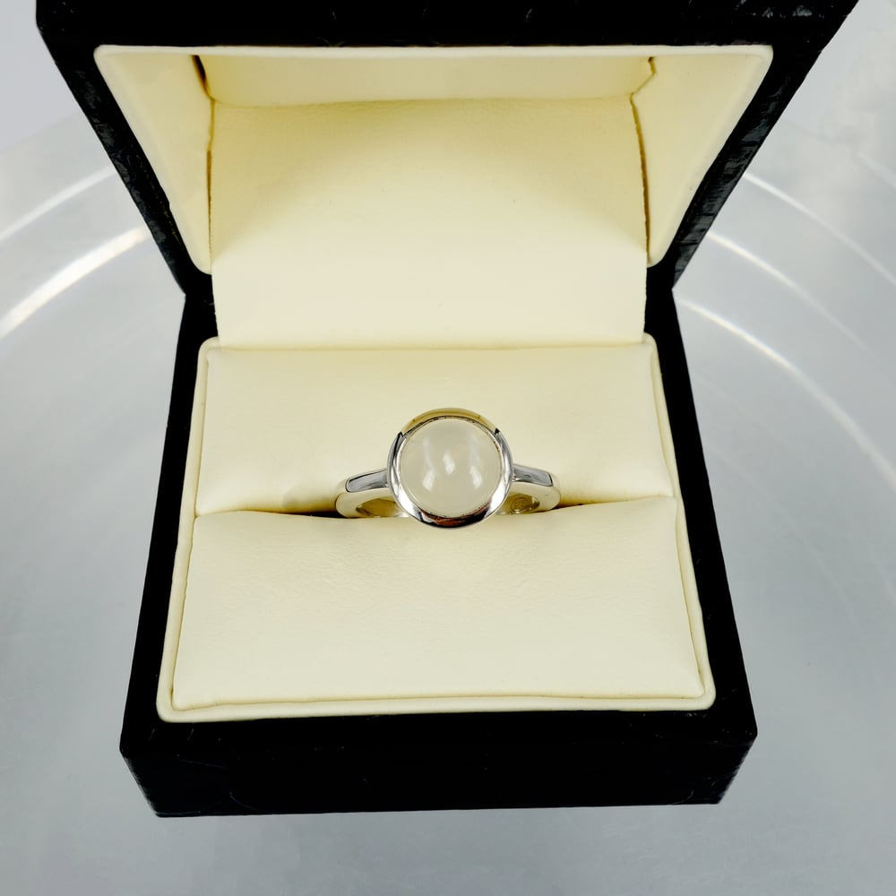Image of Sterling silver moonstone ring 