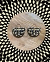 •bon bon• woven earrings - black/        natural