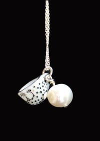 Image 3 of pearl and cup necklace