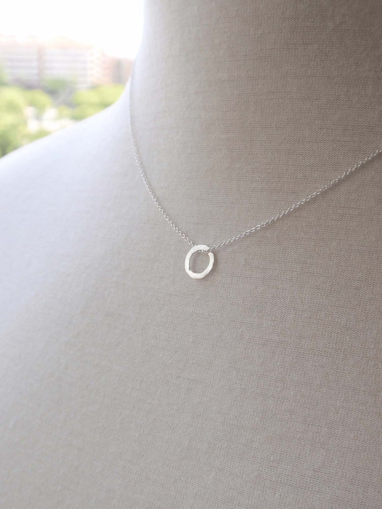 Image of Minimal Round Necklace