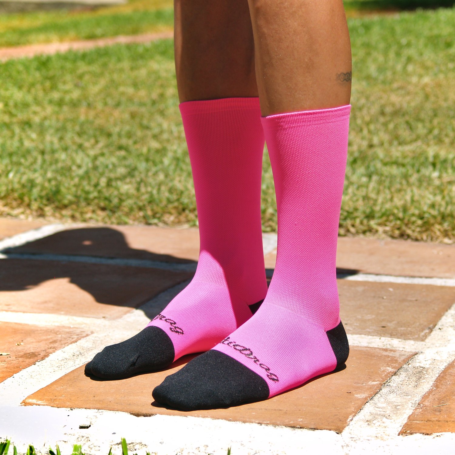 Image of 6.5 inch tall "Pink Fluo" Summer Sock