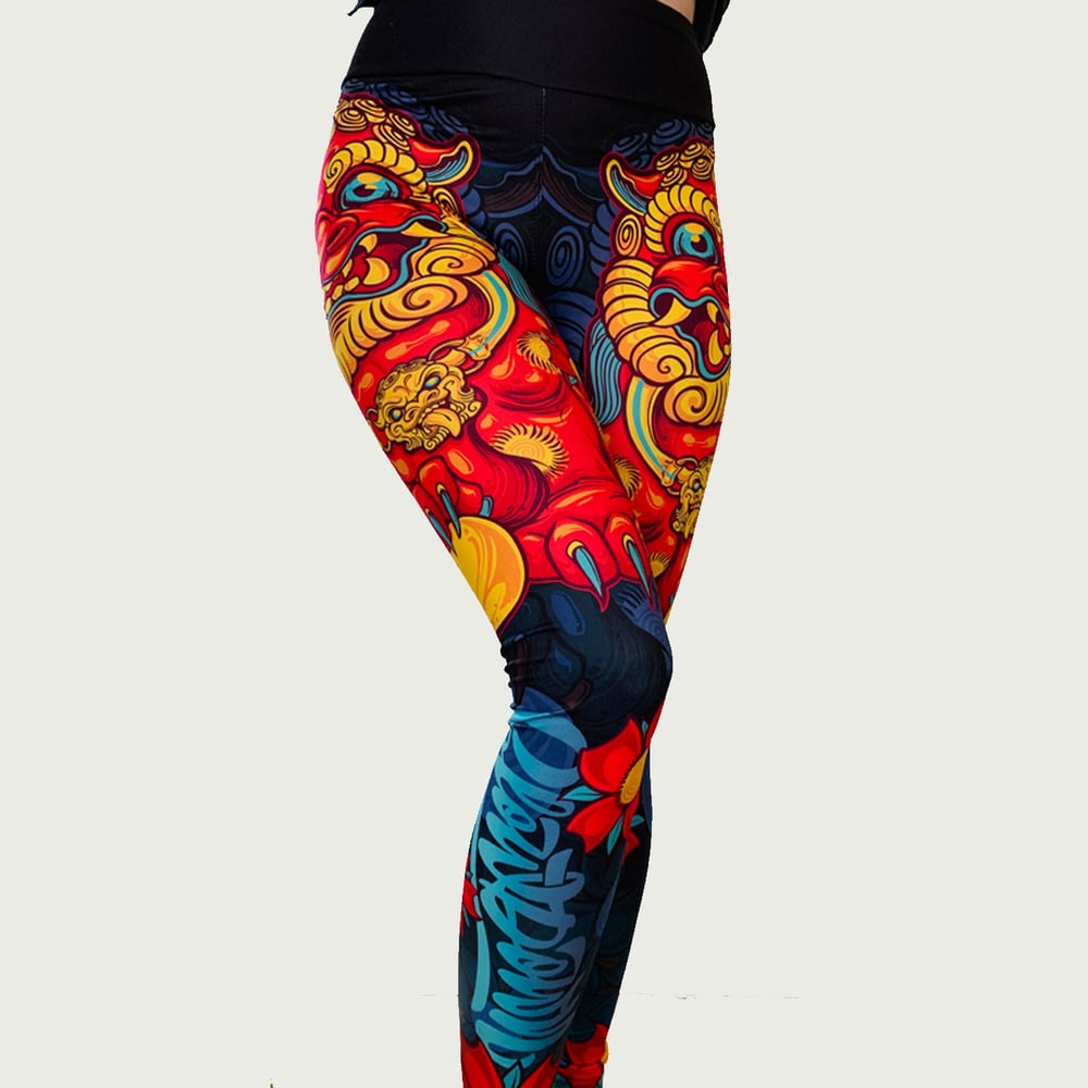 Slowdown Foo Dog Leggings