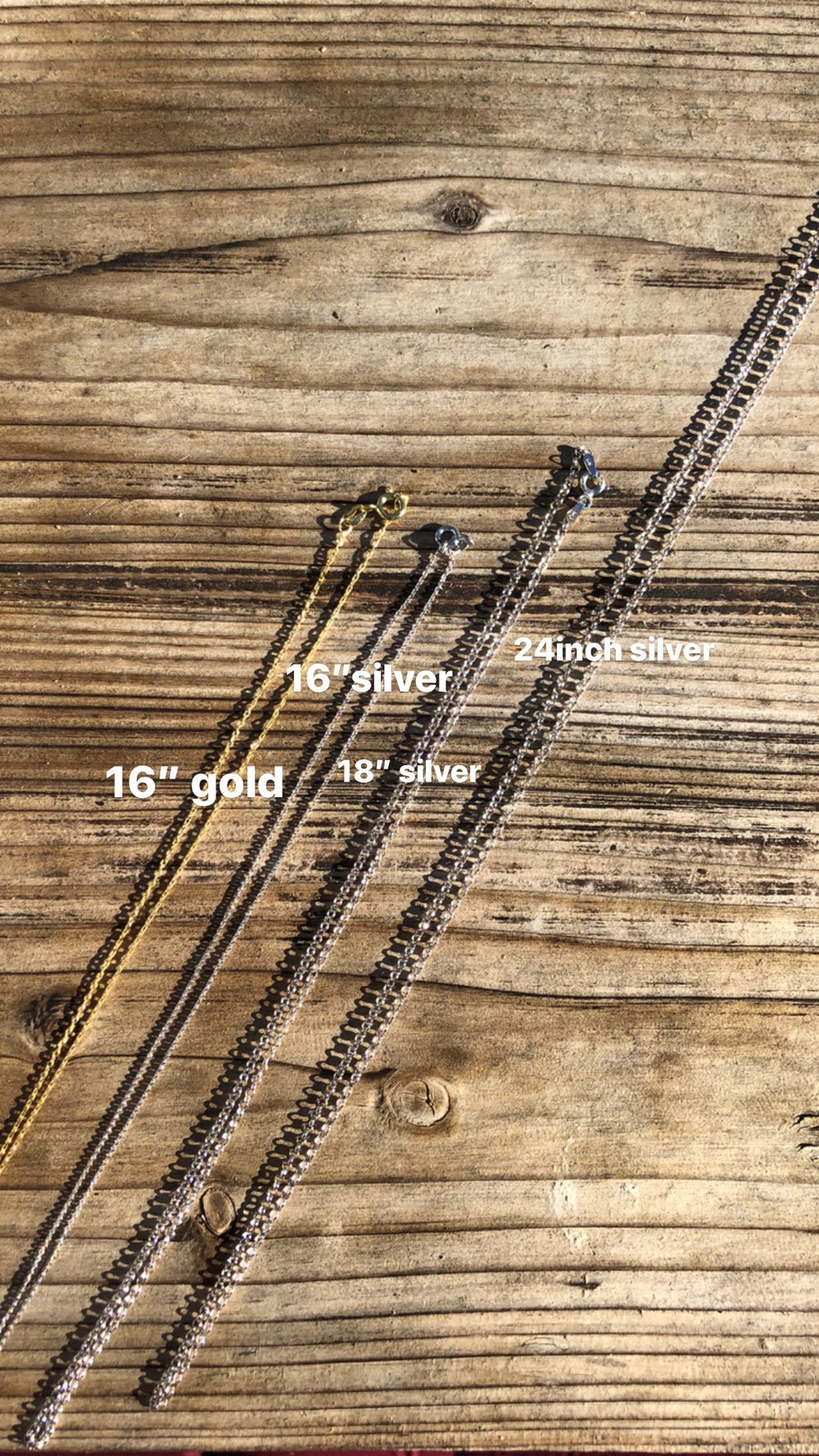 Image of perfect chains for glass pendant 