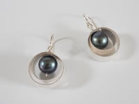 Image 5 of Framed pearl earrings silver