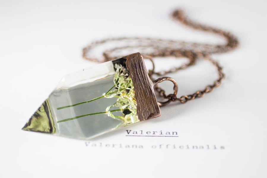 Image of Valerian (Valeriana officinalis) - Small Copper Prism Necklace #4