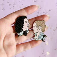 Image 2 of Pins Rey & Kylo Ren Profiles