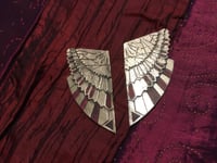 Image 3 of Cloak of Levitation Clasps - Doctor Strange