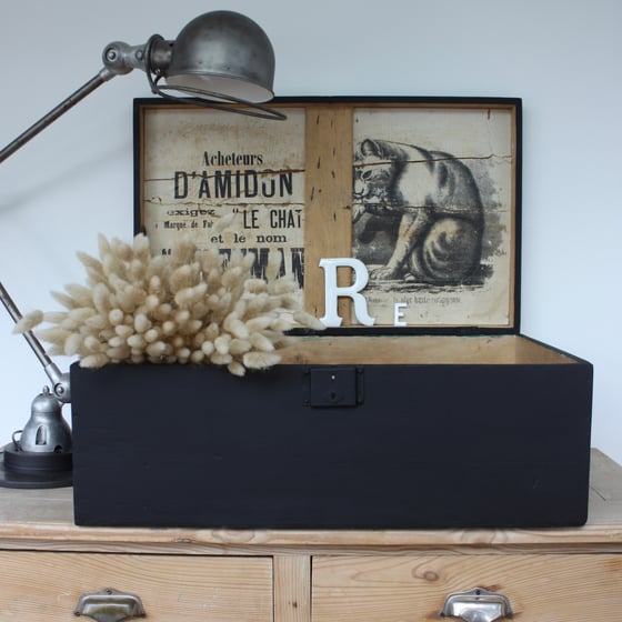 Image of Grande boite/malle en bois de transport Amidon Le Chat OFFMAN.