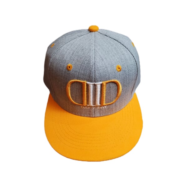 grey and yellow snapback