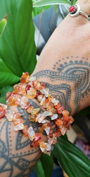 Image of Carnelian chipstone bracelet 