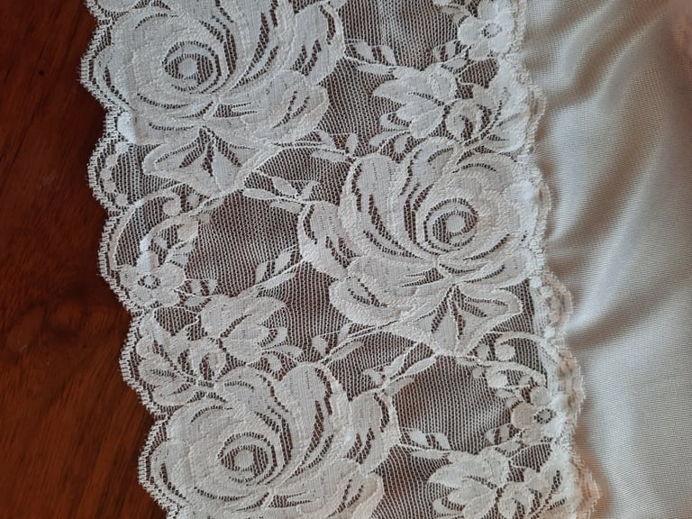 White Roses tricot slip, style #1, Sizes 32,34,36,38 Image 3